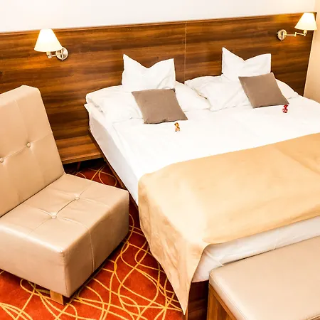 Bonvital Superior Adults Only ホテル ヘーヴィーズ